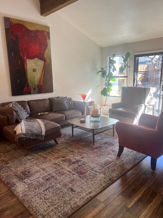 Building Photo - 1216 Spruce Tree Cir