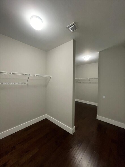 Building Photo - 10061 NW 75th St