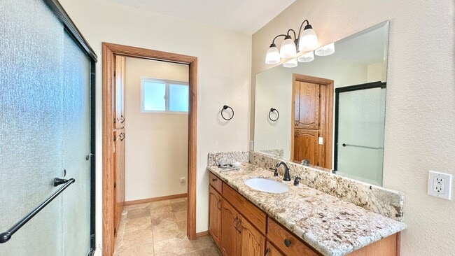 Building Photo - Amazing Location & Sprawling Country Living at its Very Best in this Beautiful Single-Story Home ...