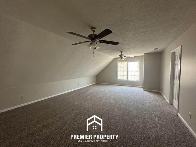 Building Photo - Massive 4BR/2.5BA Executive Home in Berryhill Farms | Cul-de-Sac & 3,300+ Sq Ft