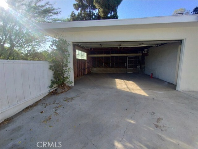 Building Photo - 374 Grand
