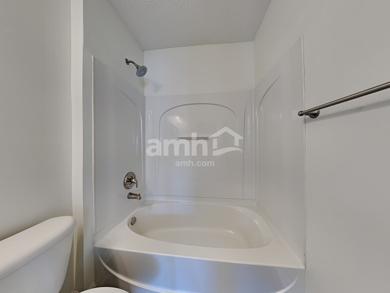 Building Photo - 5668 Appaloosa Cir