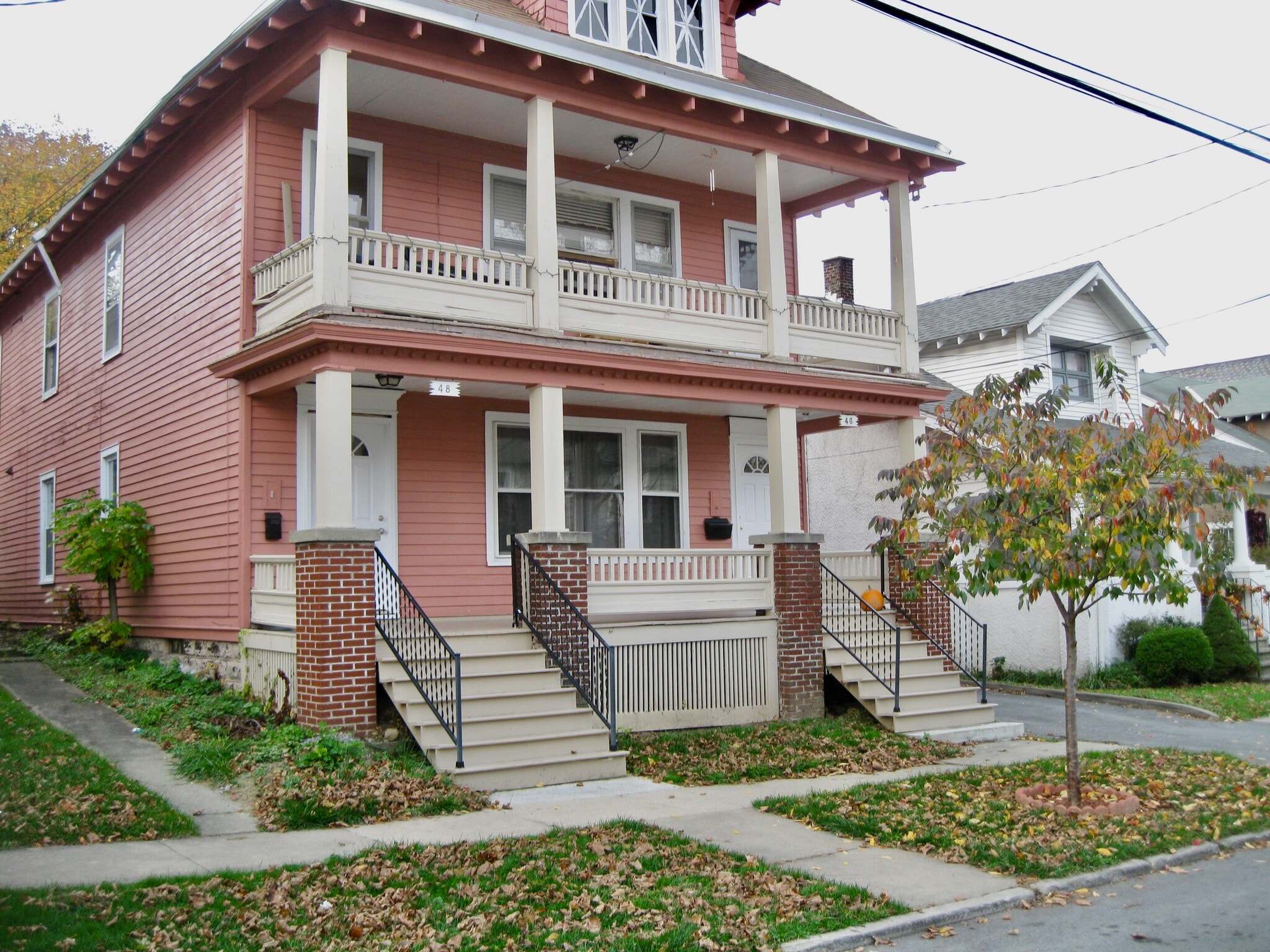 Building Photo - 46 Emerson Ave
