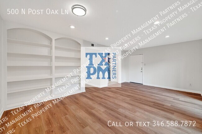 Building Photo - 500 N Post Oak Ln