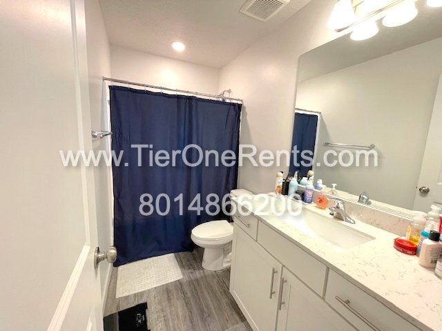 Building Photo - This property offers a NO DEPOSIT option a...