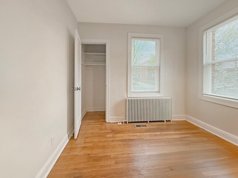 Building Photo - 4800 3rd St NW
