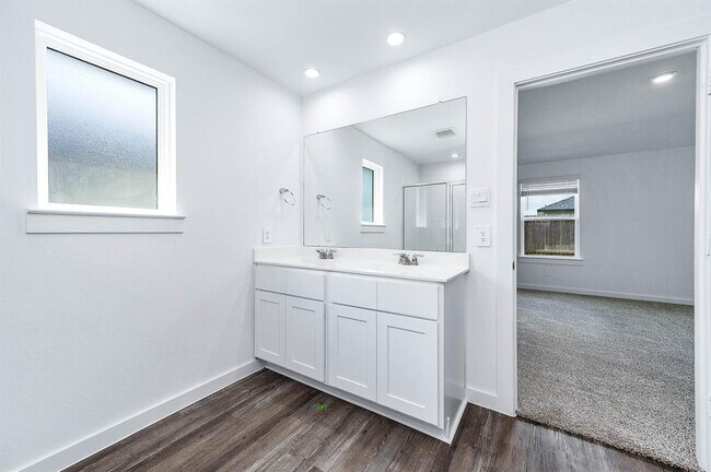 Building Photo - 1122 Fringed Bluestar Dr