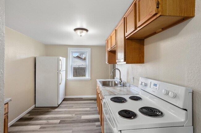 Building Photo - 816 Roosevelt St