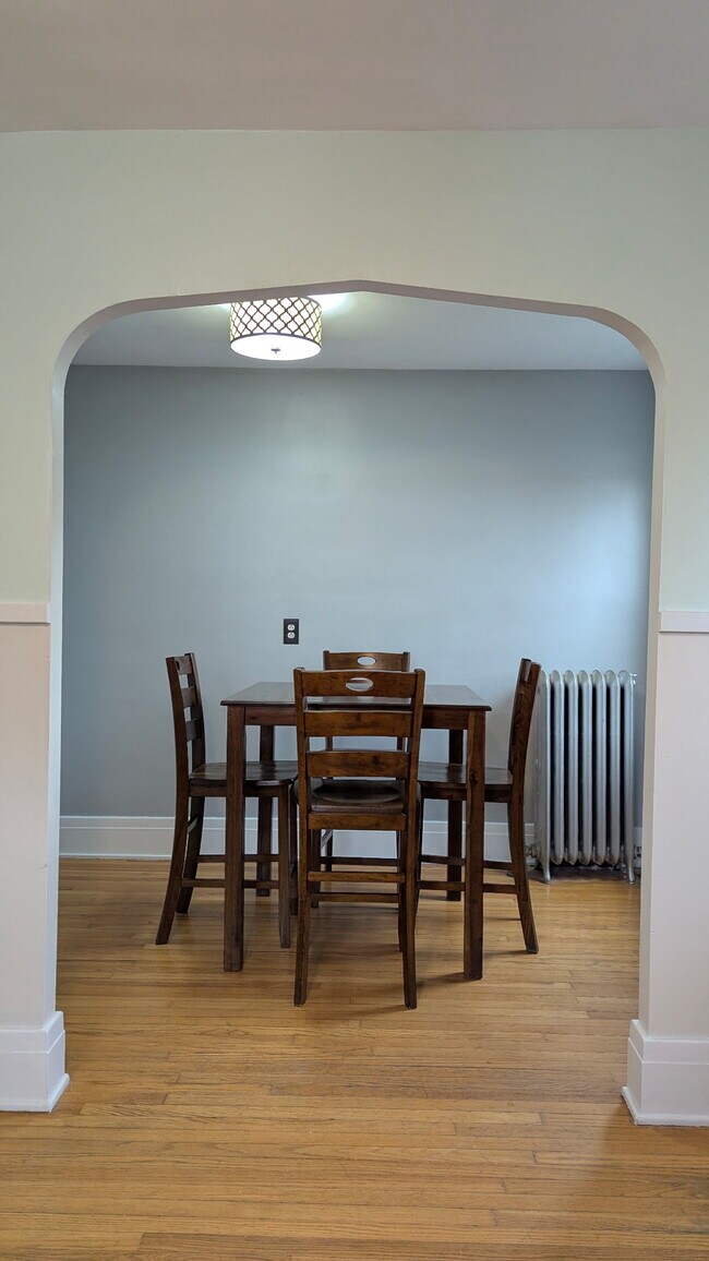 Dining Room (Newly painted) - 61 Hirschfield Dr