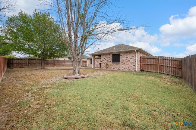 Building Photo - 3805 Republic of Texas Dr