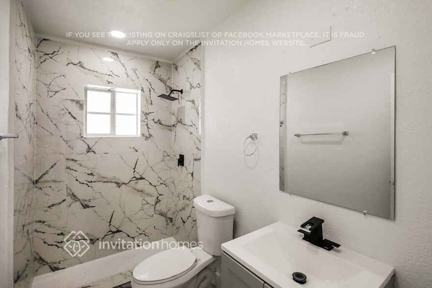 Building Photo - 14544 SW 105th Ct