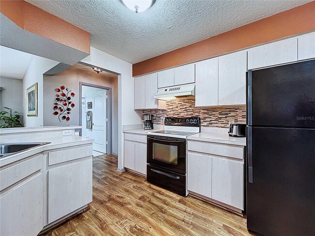 Building Photo - 7517 Savannah Ln