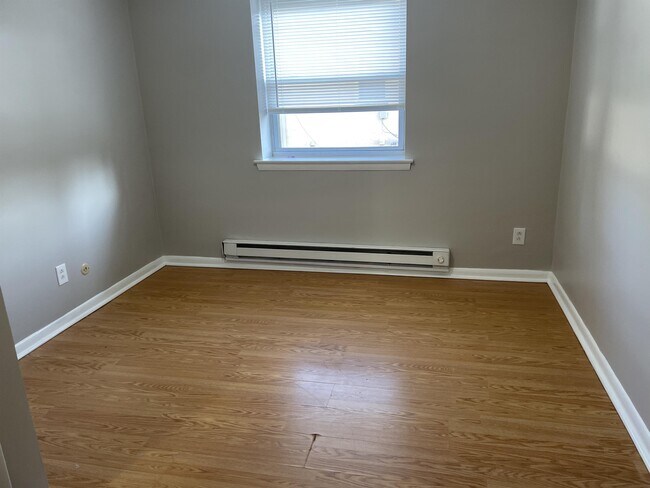 Building Photo - 225 W Chester Pike