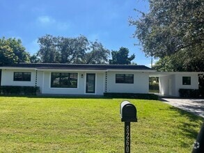 Building Photo - 8260 SW 98th St