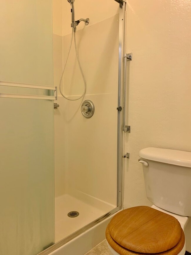 Building Photo - Quiet 2 Bedroom 2 Bathroom Townhouse in Ridgemark!!