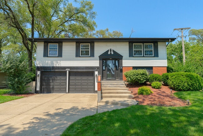 Primary Photo - 21W458 Buckingham Rd