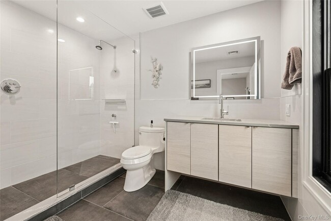 Building Photo - 55 S Phillips Ave