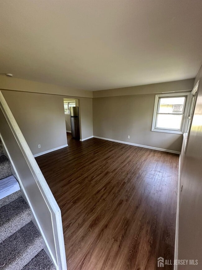 Building Photo - 1075 Fireside Ave
