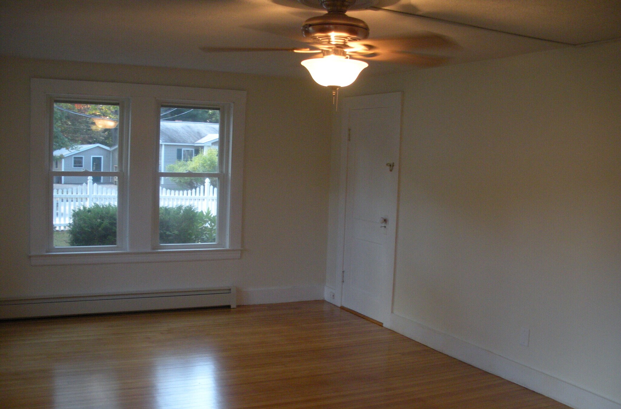 Building Photo - 172 Saco Ave