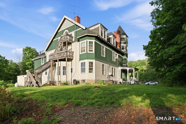 Building Photo - 270 Cherry Brook Rd