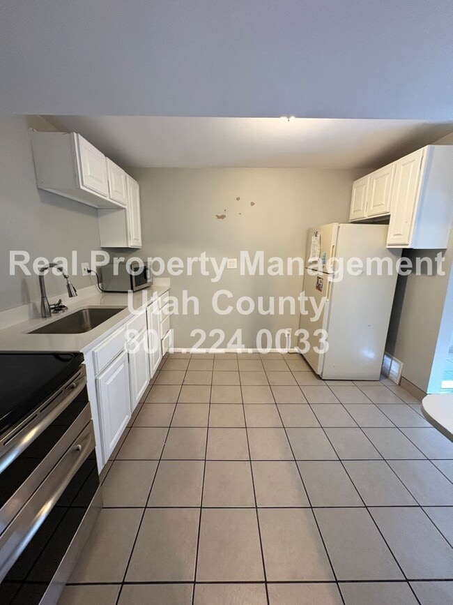 Building Photo - 1474 N 375 W
