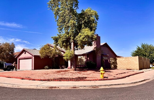 Building Photo - 6528 N 80th Ave