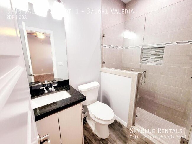 Building Photo - 3716 Valeria St