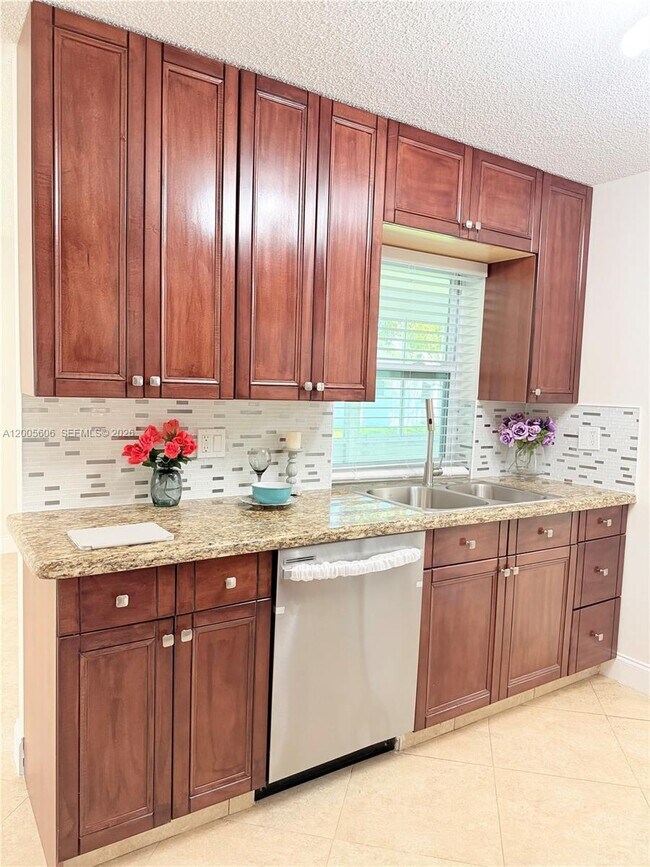 Building Photo - 8581 NW 17th St