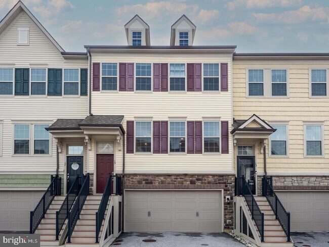 Building Photo - 15 Eagle Ln