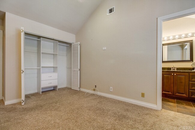 Building Photo - 24351 Marquis Ct