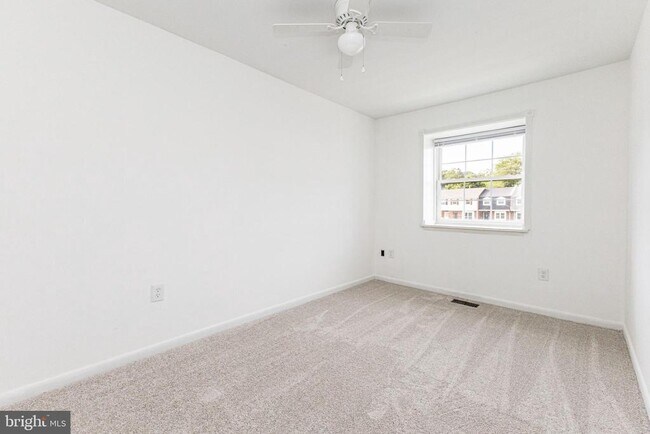 Building Photo - 14849 Ensor Ct
