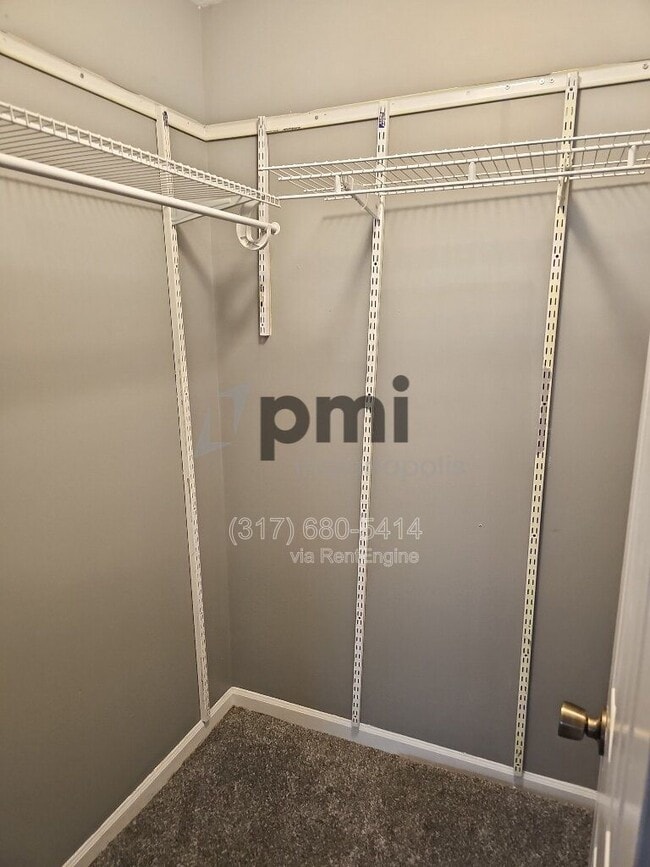 Building Photo - 10644 Lostpine Ln