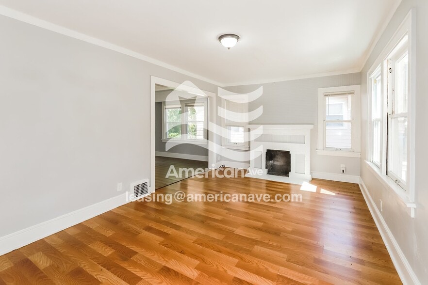 Building Photo - 5530 Garfield Ave