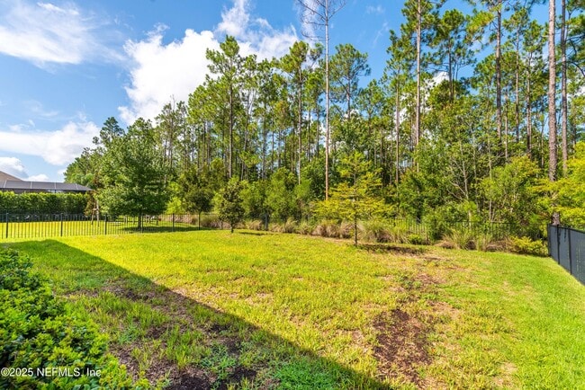 Building Photo - 136 Village Grande Dr
