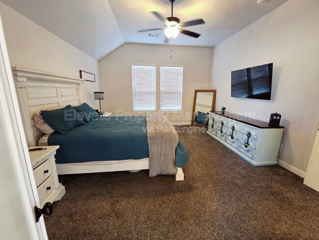 Building Photo - 1101 Sawmill Rd