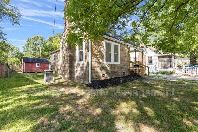 Building Photo - 660 Chestnut St