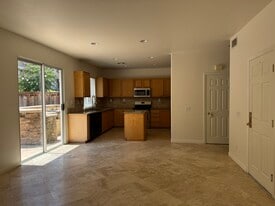 Building Photo - 18 Copperstone Ln