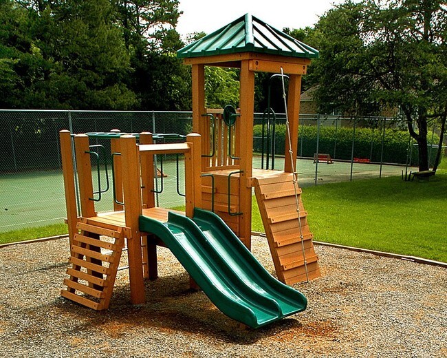 Play Area - Lakeside