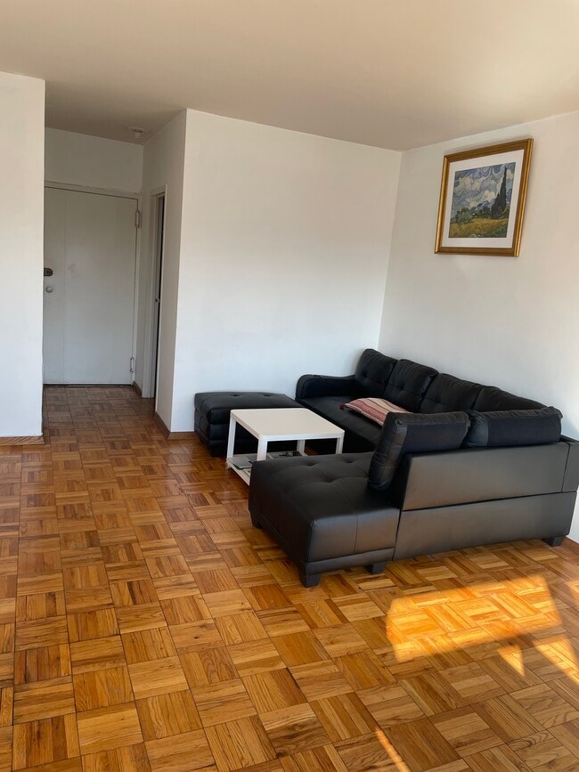 Building Photo - 1711 Massachusetts Ave NW