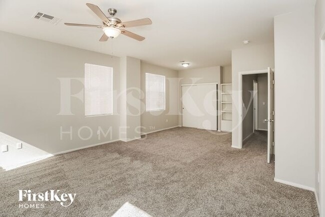 Building Photo - 8049 Rock Port Cir