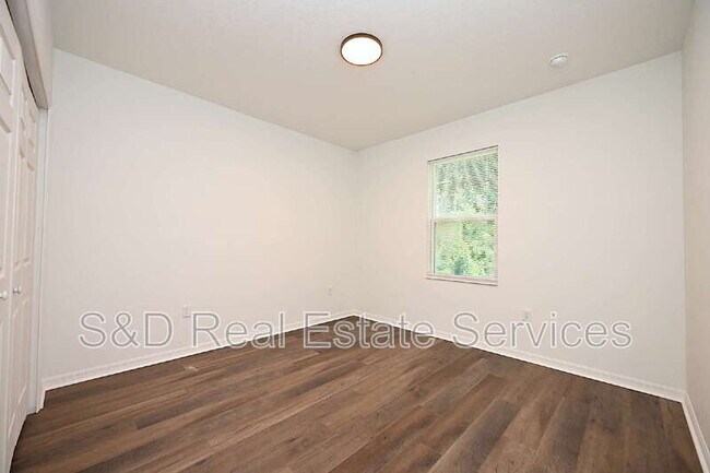 Building Photo - 1011 N Brunnell Pkwy