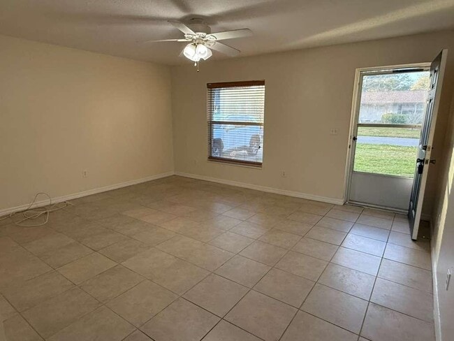 Building Photo - 61 Bougainvillea Dr