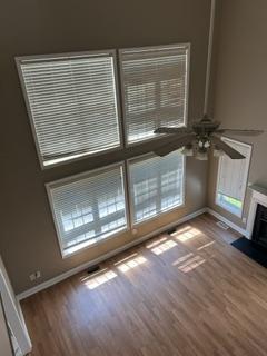 Building Photo - 423 Trenton Ln