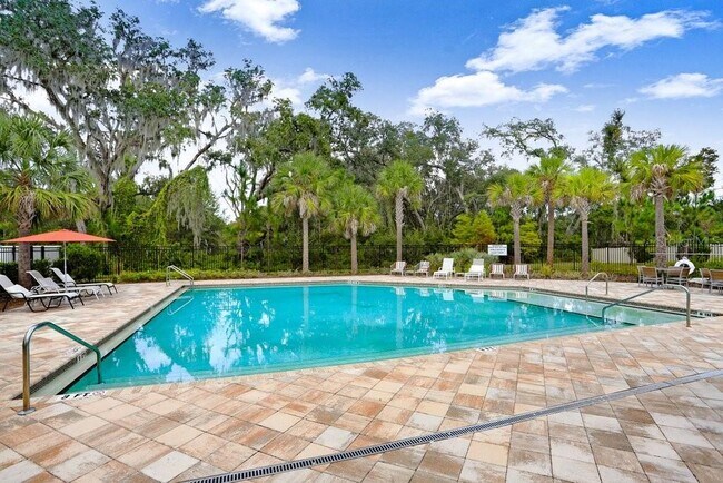 Building Photo - 34155 Cinder Wy