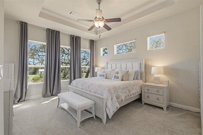 Building Photo - 654 Linden Lp