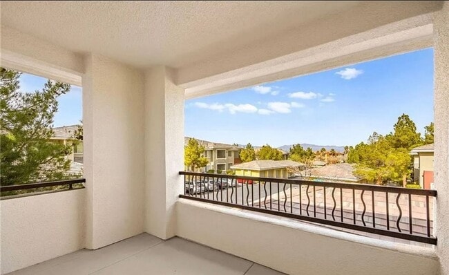 Building Photo - Two Bedroom Condo