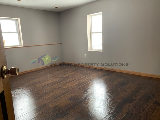 Building Photo - Madison Ranch