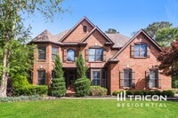 Building Photo - 391 Spring Willow Dr NW