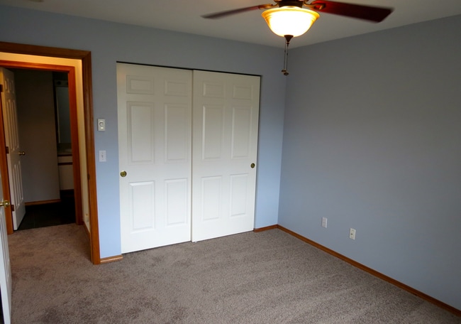 Building Photo - Ideal 1 Bed 1 Bath Lynnwood Condo with W/D In-Unit!