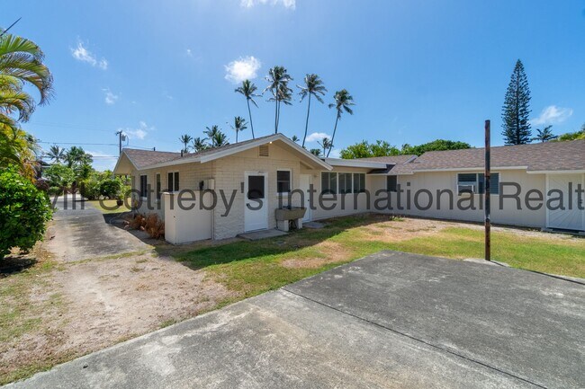 Building Photo - Lanikai -Kailua 3/3 Home